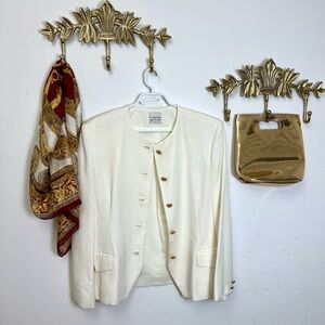 Vintage offWhite Blazer with Gold Buttons L ptp 21”
